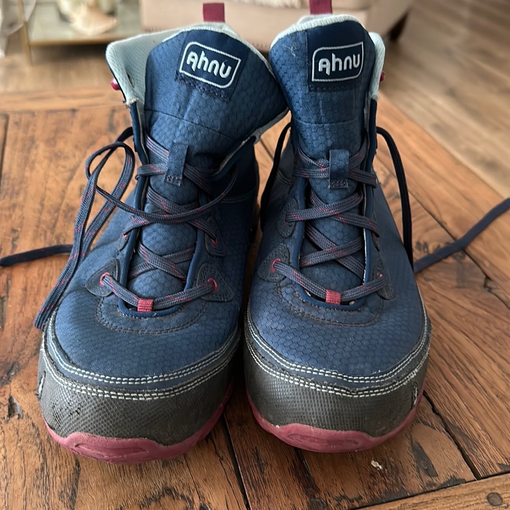 Ahnu hiking boots. Only worn a few times.